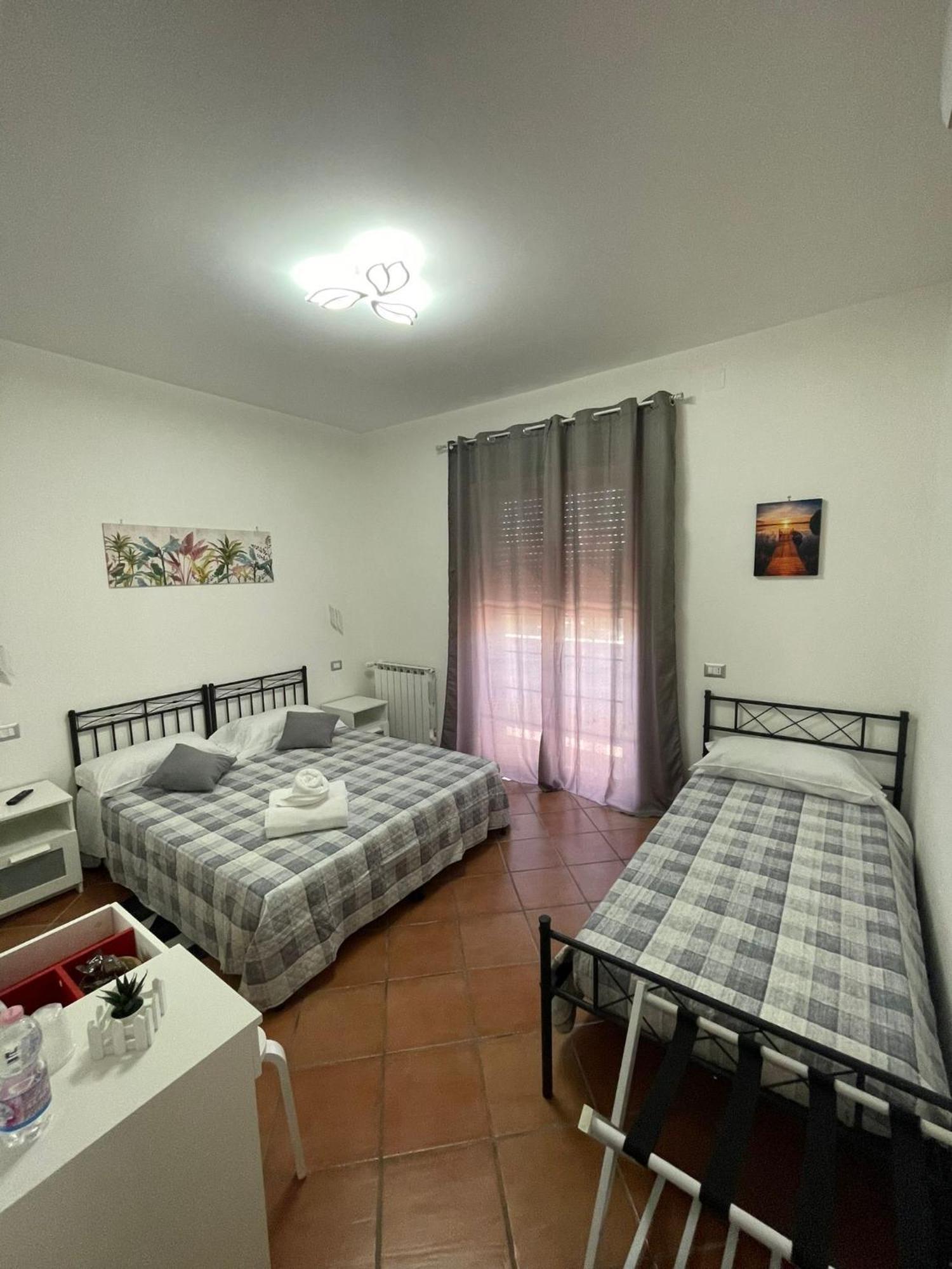 Royal House * Fiumicino